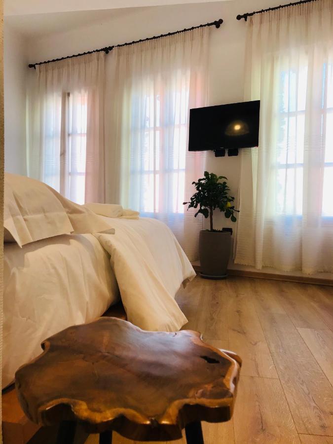 Foleza - Bed And Breakfast Vlore Bagian luar foto