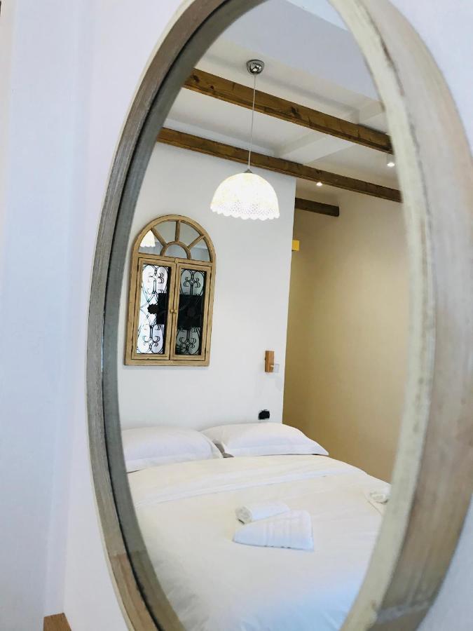 Foleza - Bed And Breakfast Vlore Bagian luar foto