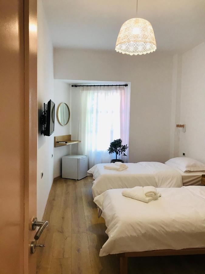 Foleza - Bed And Breakfast Vlore Bagian luar foto