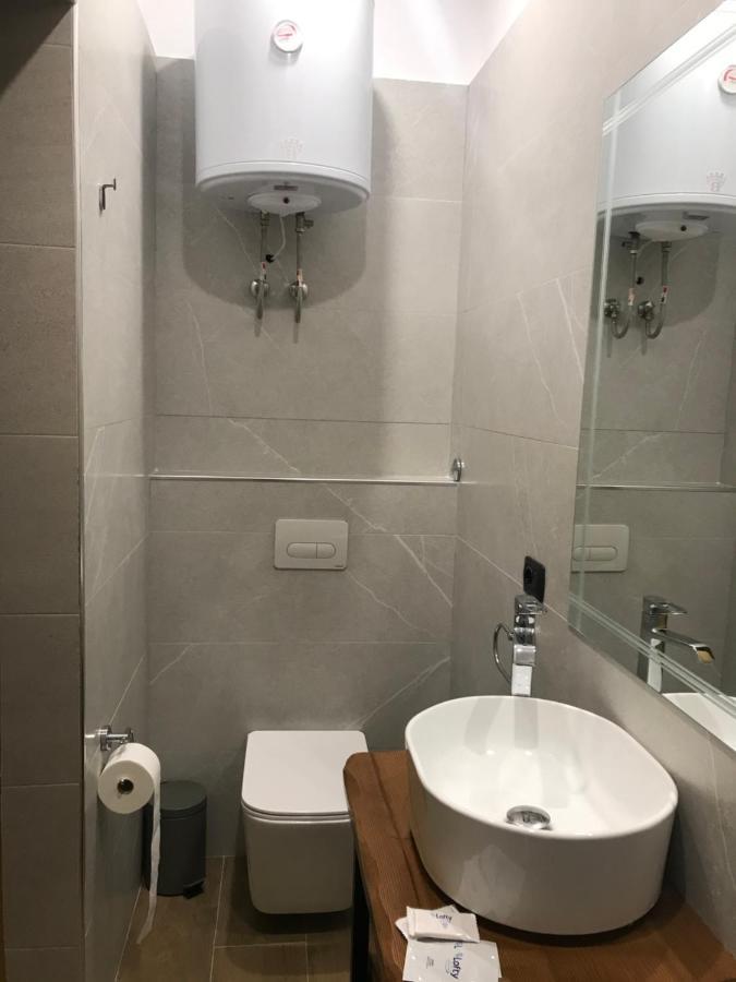 Foleza - Bed And Breakfast Vlore Bagian luar foto