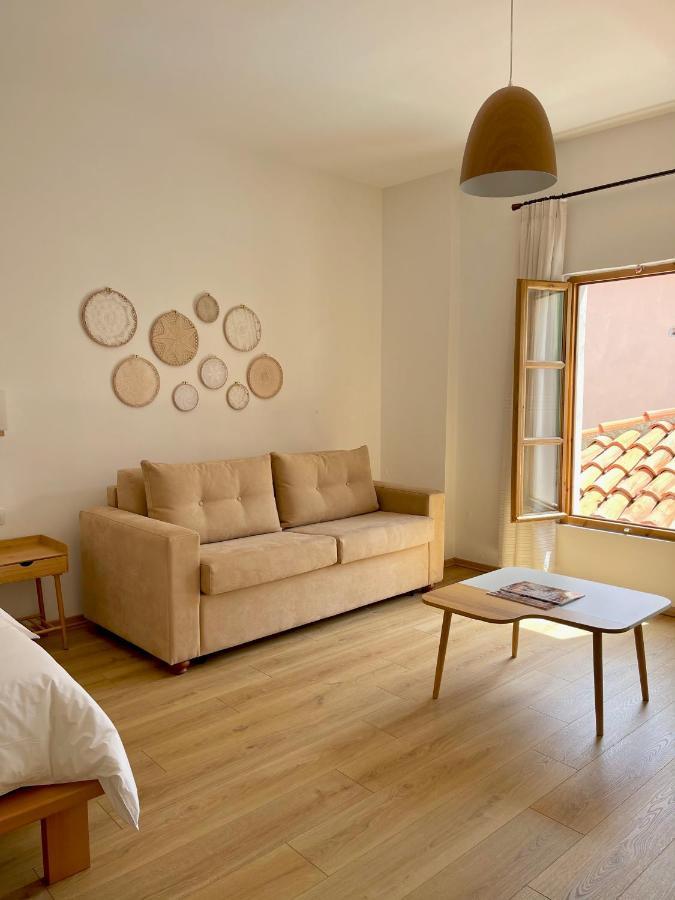 Foleza - Bed And Breakfast Vlore Bagian luar foto